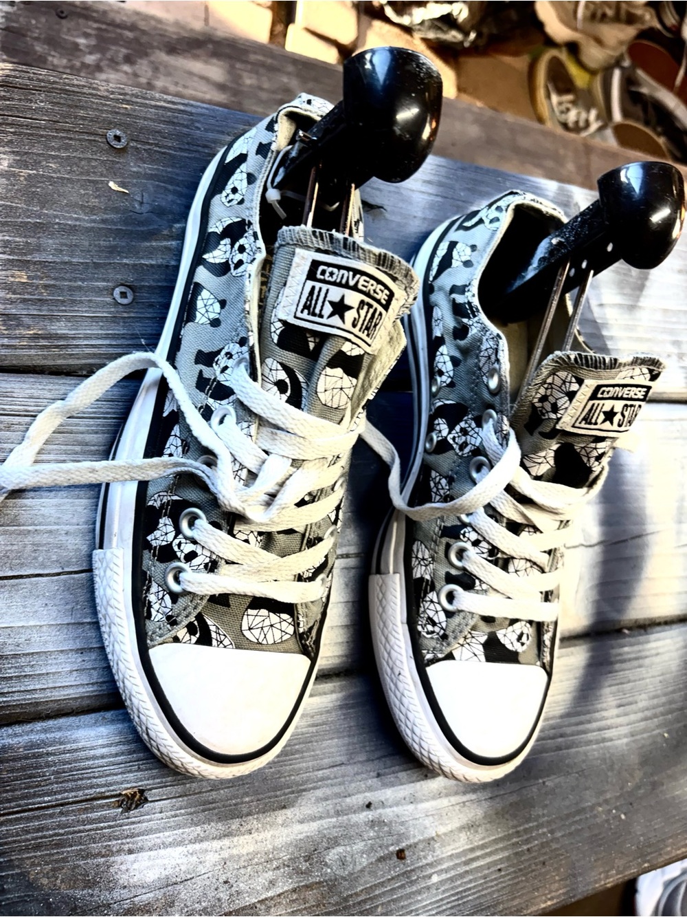 Converse All Star sneakers with black & white geometric pattern women’s 7 - Picture 2 of 8